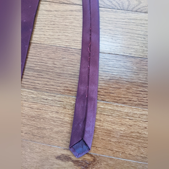 Buckingham Silky Maroon Red Solid Color Tie - Picture 3 of 5